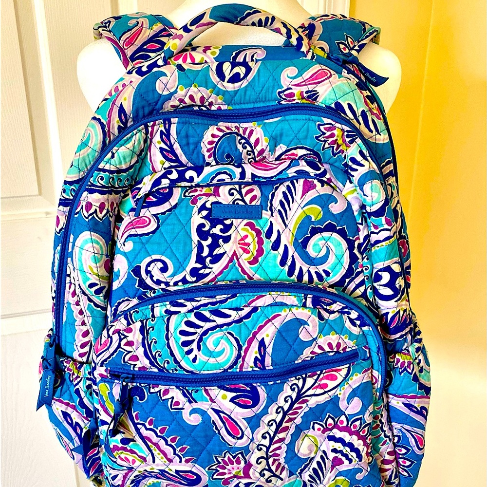 Vera Bradley backpack w/matching lunch bag